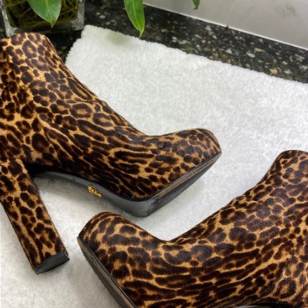 Booties - Picture 7 of 10